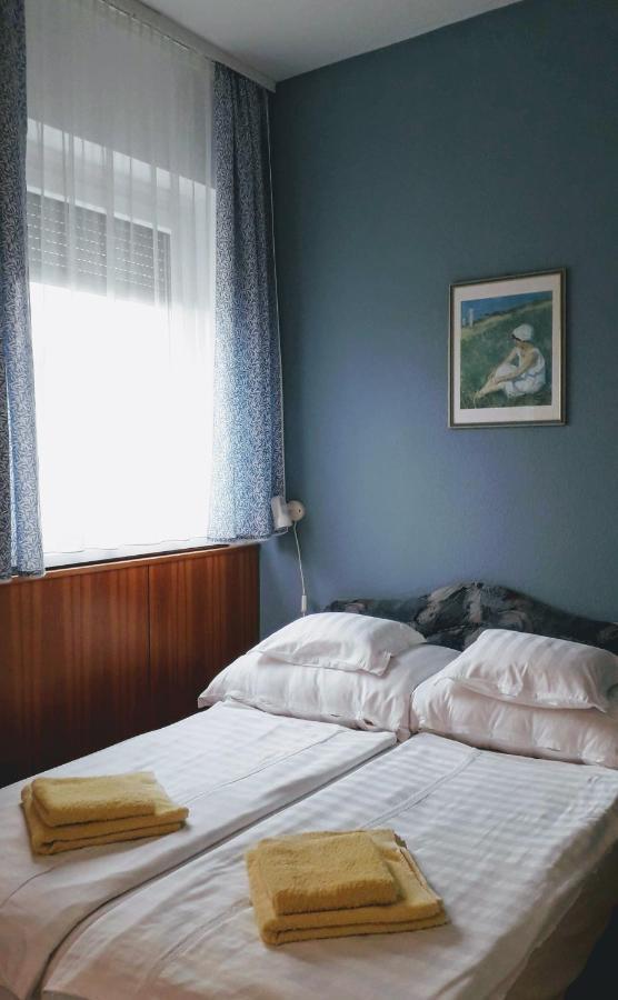 Angela Vendeghaz Hotel ซาลาคาโรส ภายนอก รูปภาพ